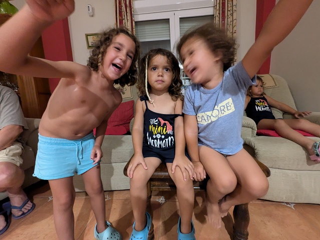 PXL 20240808 203835768